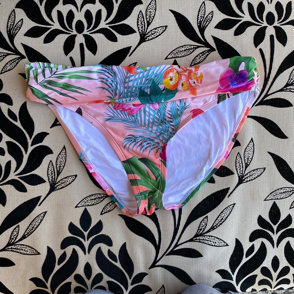 La Blanca Bikini Bottom Size 8